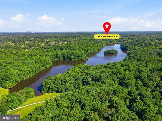 15715 AVERY RD, Rockville, MD 20855