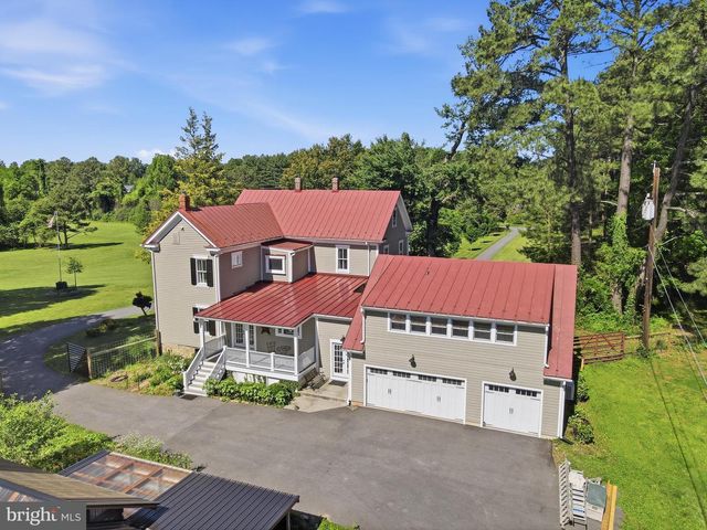 15715 AVERY RD, Rockville, MD 20855