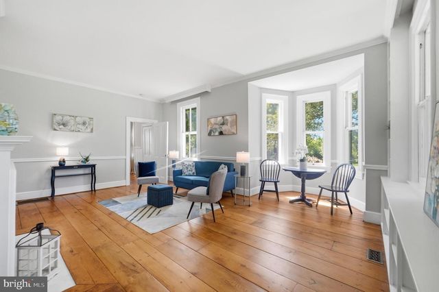 15715 AVERY RD, Rockville, MD 20855