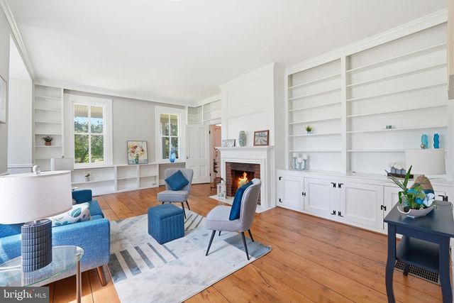 15715 AVERY RD, Rockville, MD 20855