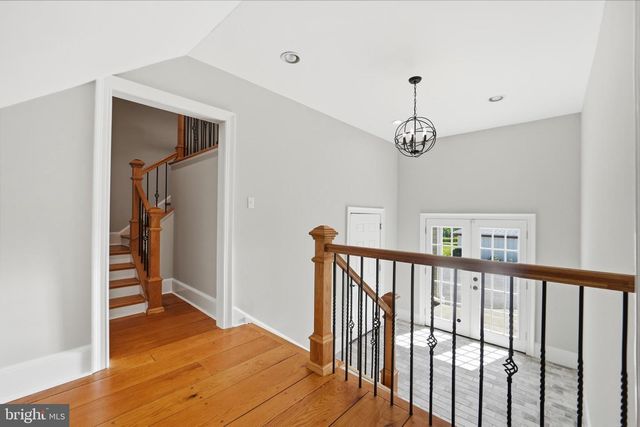 15715 AVERY RD, Rockville, MD 20855