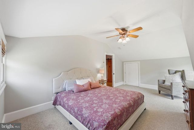 15715 AVERY RD, Rockville, MD 20855