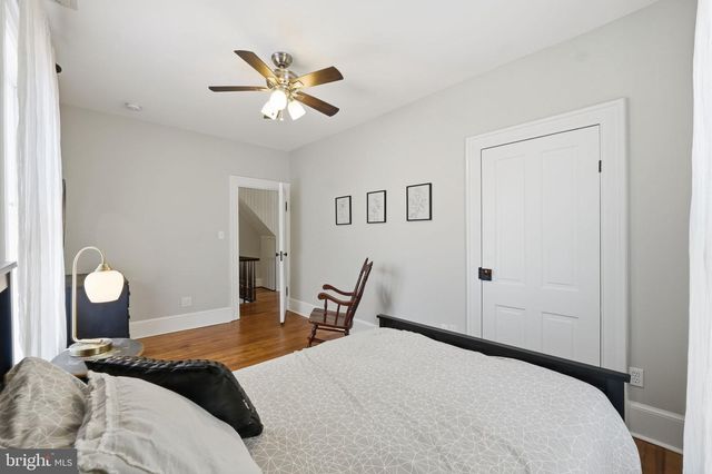 15715 AVERY RD, Rockville, MD 20855