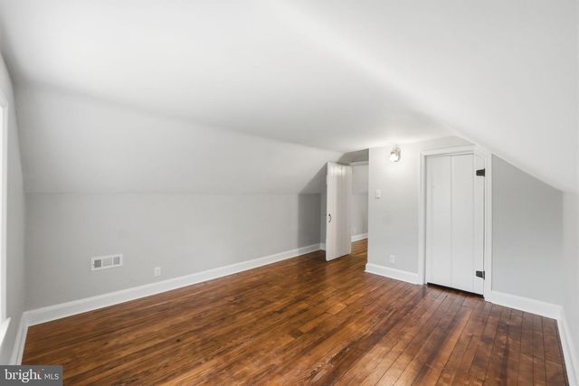 15715 AVERY RD, Rockville, MD 20855