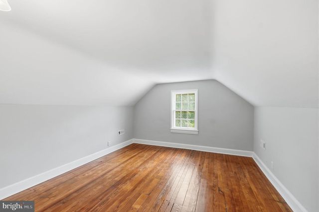15715 AVERY RD, Rockville, MD 20855
