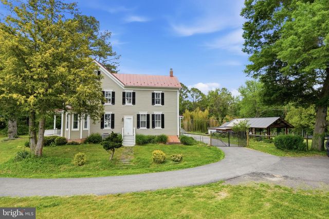 15715 AVERY RD, Rockville, MD 20855