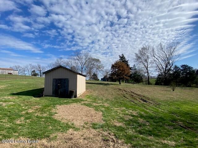 3765 Holy Cross Rd, Loretto, KY 40037