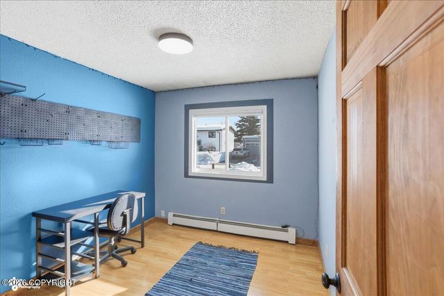 3535 E 19th Avenue, Anchorage, AK 99508