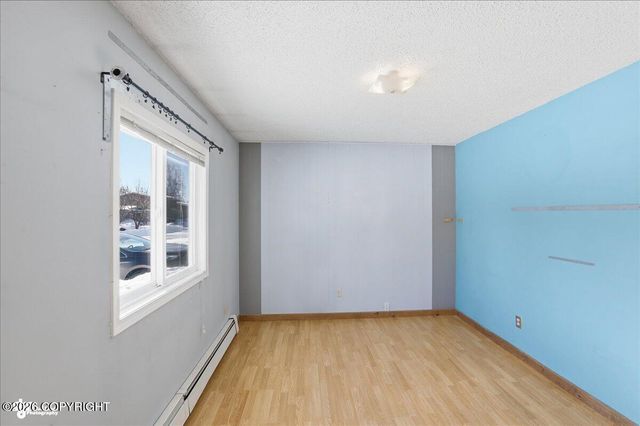 3535 E 19th Avenue, Anchorage, AK 99508