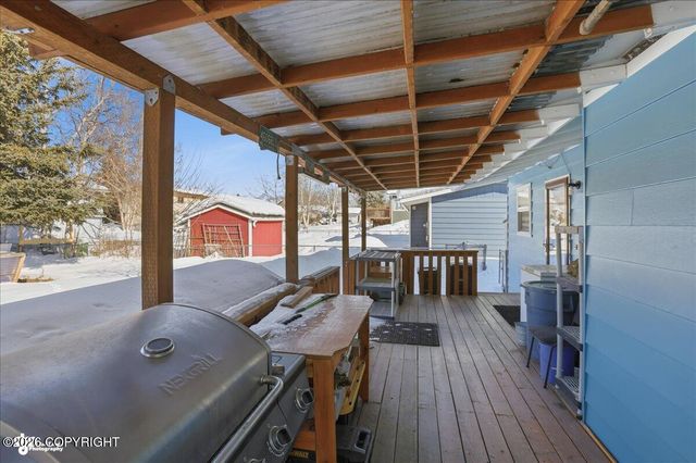 3535 E 19th Avenue, Anchorage, AK 99508