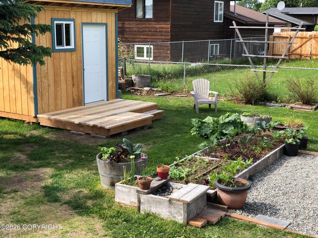 3535 E 19th Avenue, Anchorage, AK 99508