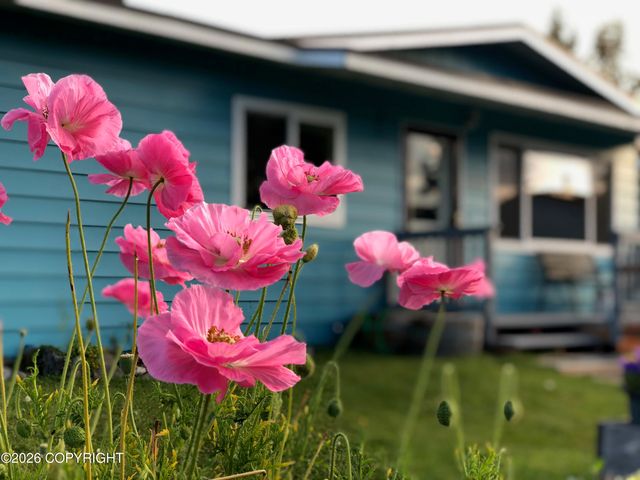 3535 E 19th Avenue, Anchorage, AK 99508