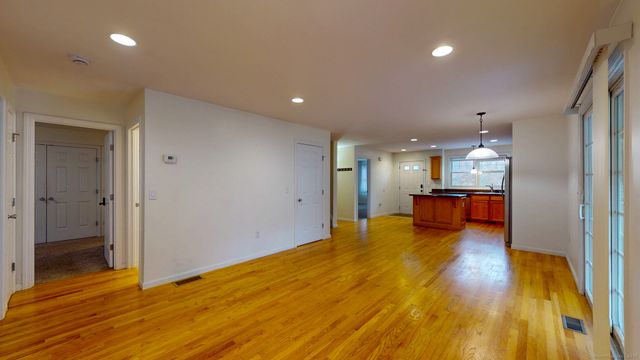 95 Murphys Drive 95, Groton, CT 06340