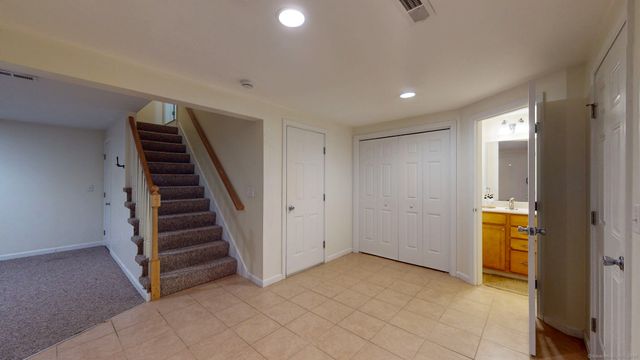 95 Murphys Drive 95, Groton, CT 06340