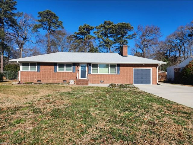 17 Roberta DR, Hampton, VA 23666