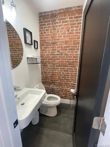 12 South Street 2, Beacon, NY 12508