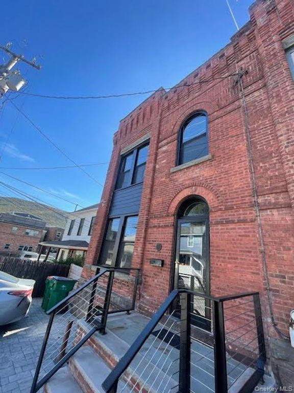 12 South Street 2, Beacon, NY 12508