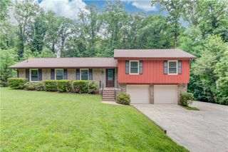 1148 Woodland Circle, Lawrenceville, GA 30043