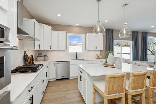 834 Londonderry Lane NW, Rochester, MN 55901