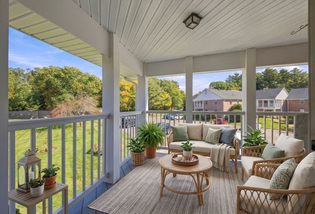 36 Jessica Dr E, Stoughton, MA 02072