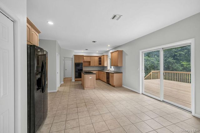 5 Lea Court, Pomona, NY 10970