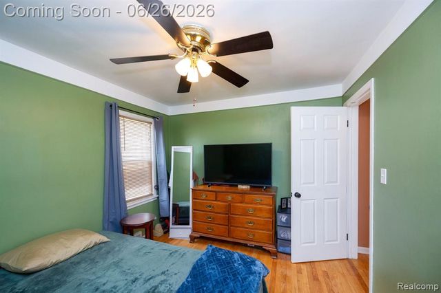 1485 Cleveland Avenue, Lincoln Park, MI 48146