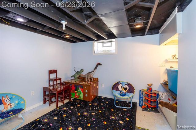 1485 Cleveland Avenue, Lincoln Park, MI 48146