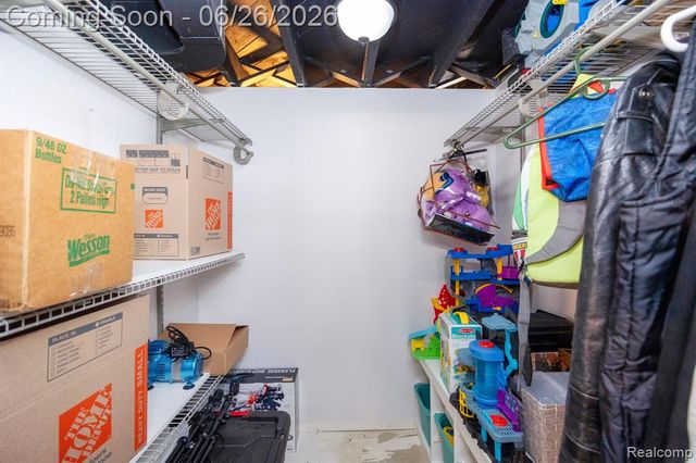 1485 Cleveland Avenue, Lincoln Park, MI 48146