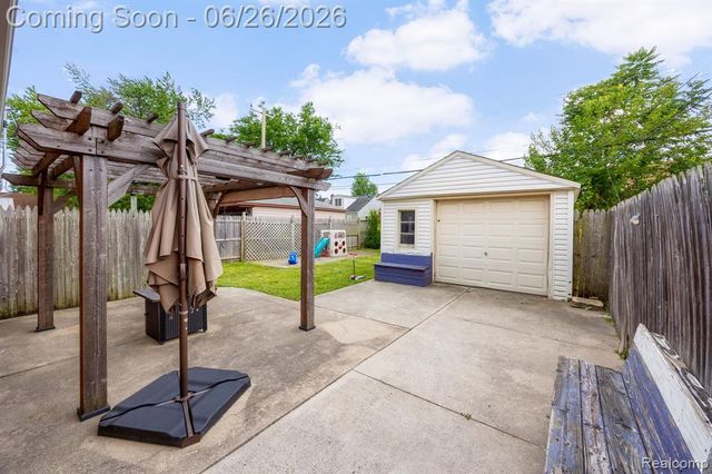 1485 Cleveland Avenue, Lincoln Park, MI 48146