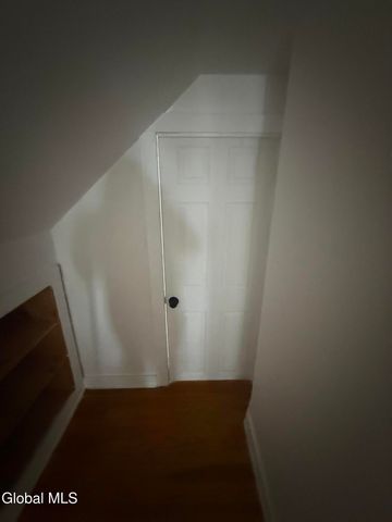 477 9th Avenue, Troy, NY 12182