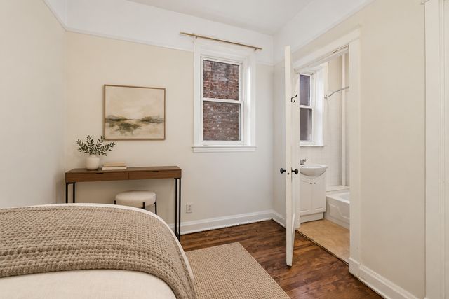 5715 S Blackstone Avenue 2S, Chicago, IL 60637