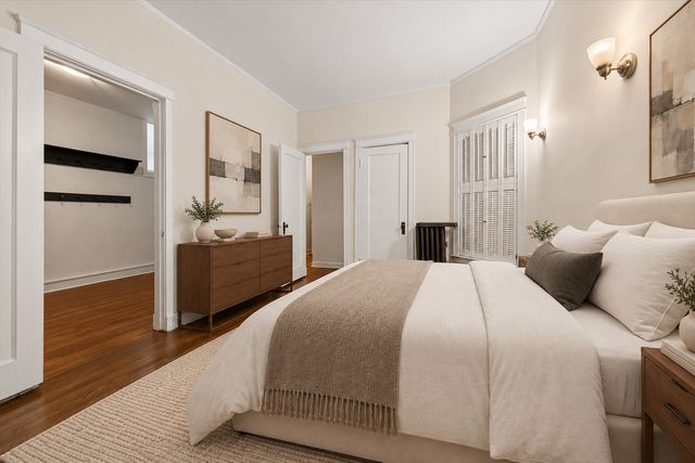 5715 S Blackstone Avenue 2S, Chicago, IL 60637