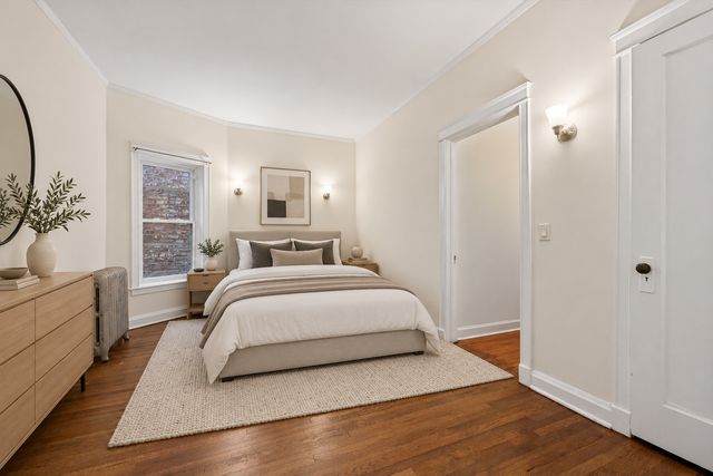 5715 S Blackstone Avenue 2S, Chicago, IL 60637