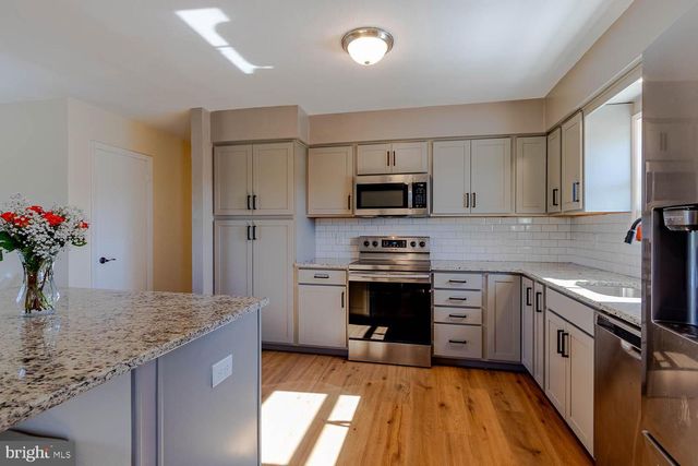 335 GERALD ST, State College, PA 16801