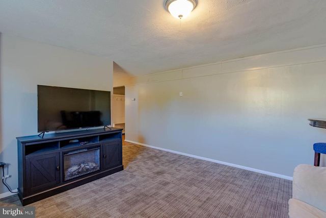 335 GERALD ST, State College, PA 16801