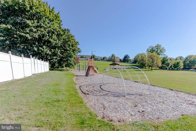 335 GERALD ST, State College, PA 16801