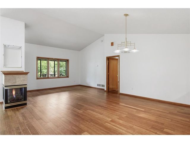 704 Spruce Drive, Hudson, WI 54016