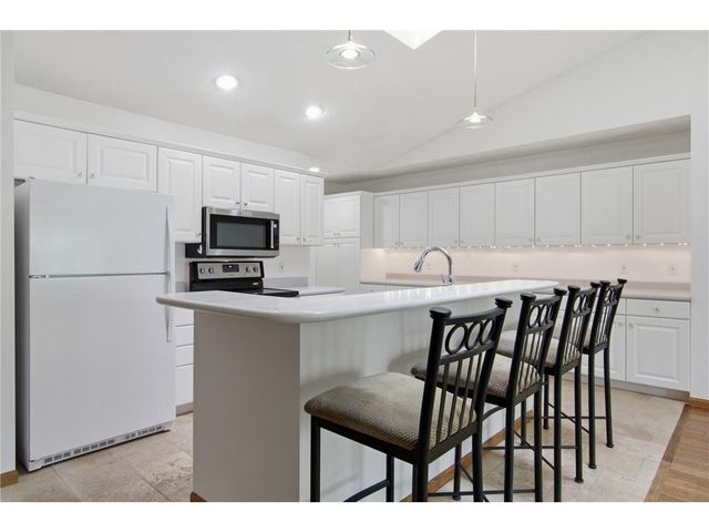 704 Spruce Drive, Hudson, WI 54016