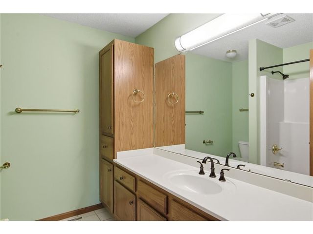 704 Spruce Drive, Hudson, WI 54016