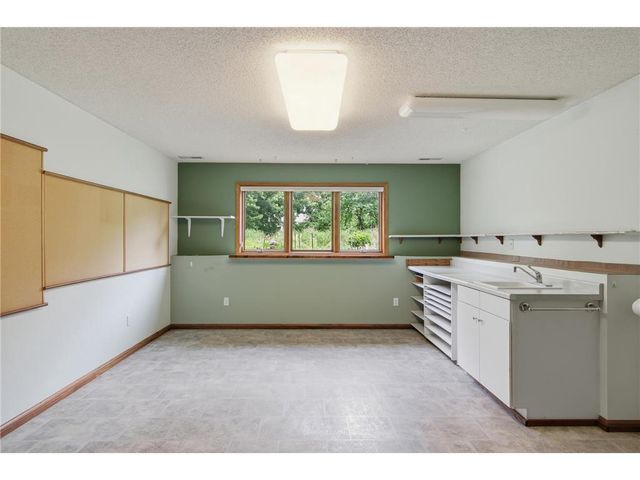 704 Spruce Drive, Hudson, WI 54016