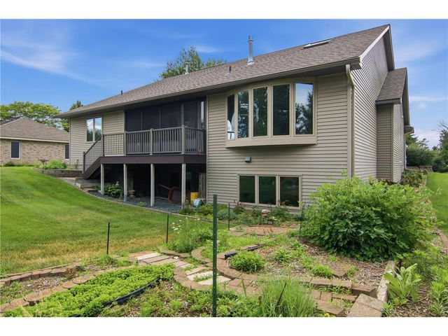 704 Spruce Drive, Hudson, WI 54016