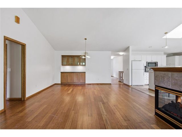 704 Spruce Drive, Hudson, WI 54016