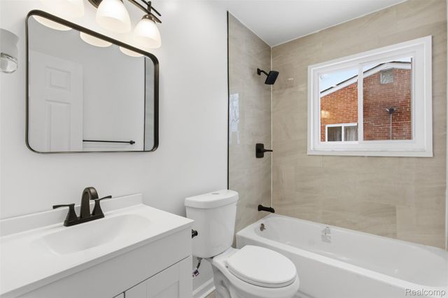 16557 Lenore, Detroit, MI 48219