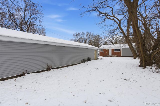 16557 Lenore, Detroit, MI 48219