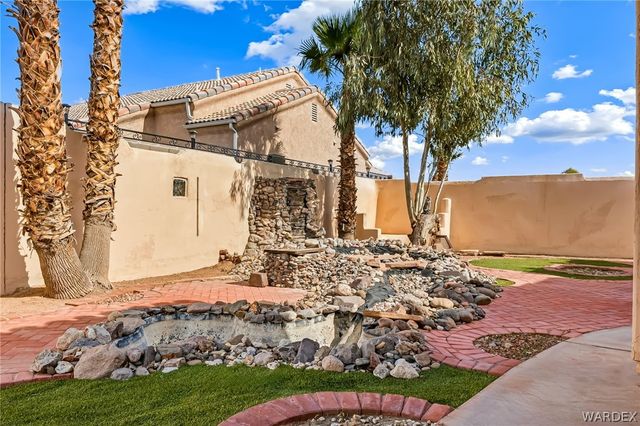 5900 S Desert Lakes Drive, Fort Mohave, AZ 86426