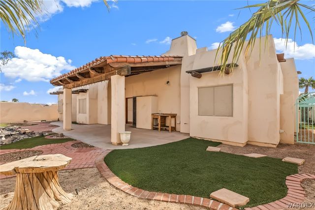 5900 S Desert Lakes Drive, Fort Mohave, AZ 86426