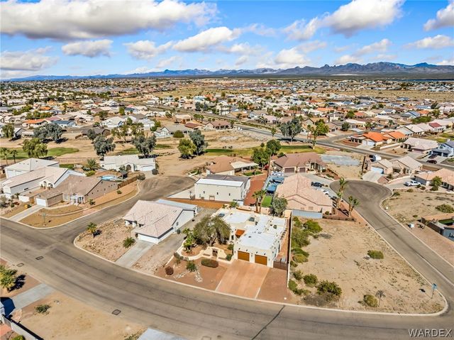 5900 S Desert Lakes Drive, Fort Mohave, AZ 86426