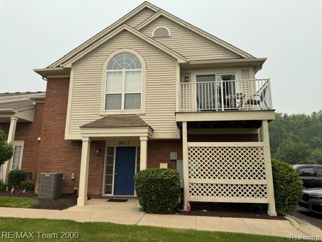 28312 Adler Park Drive S, Chesterfield Township, MI 48051