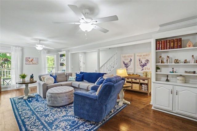 5275 Sugar Ridge Drive NE, Buford, GA 30518
