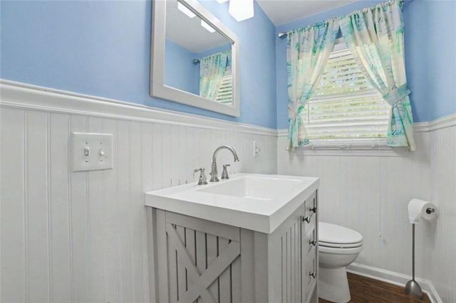 5275 Sugar Ridge Drive NE, Buford, GA 30518